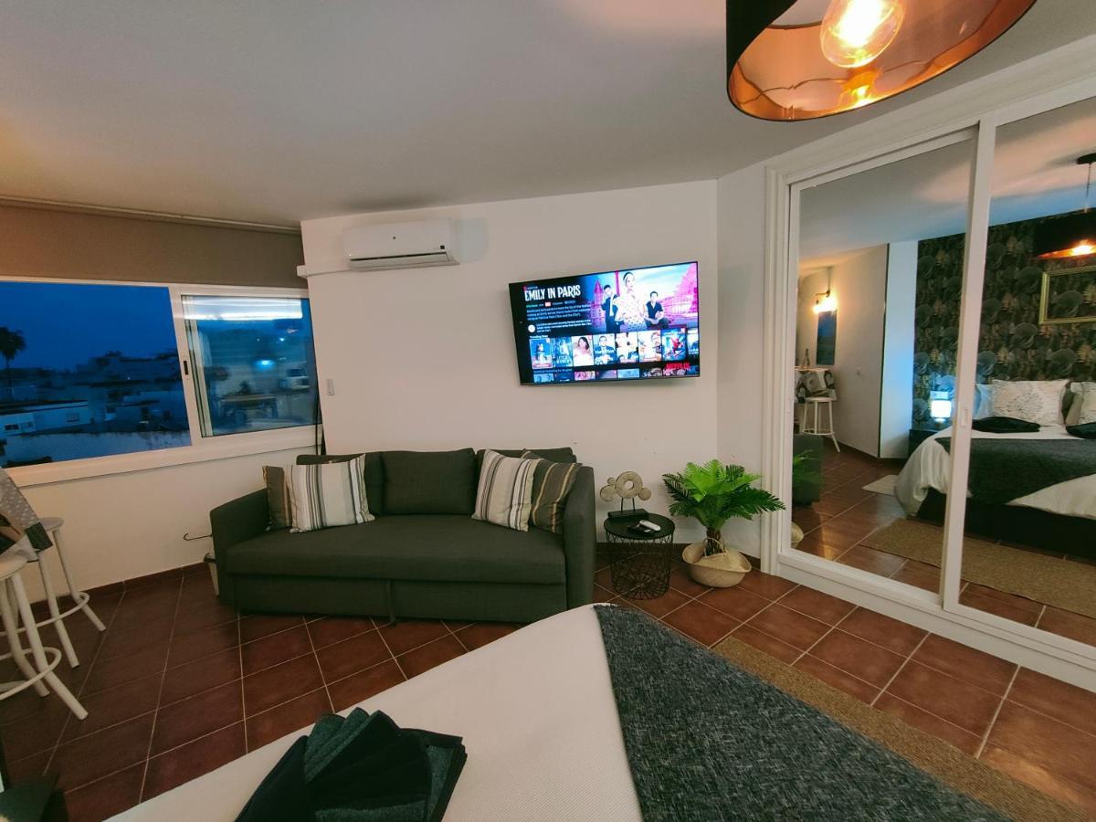 Avenida Palma De Mallorca City Center With Sea Views By Namaste Elite Torremolinos Kültér fotó